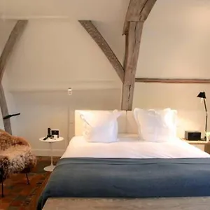 4* Otel Julien